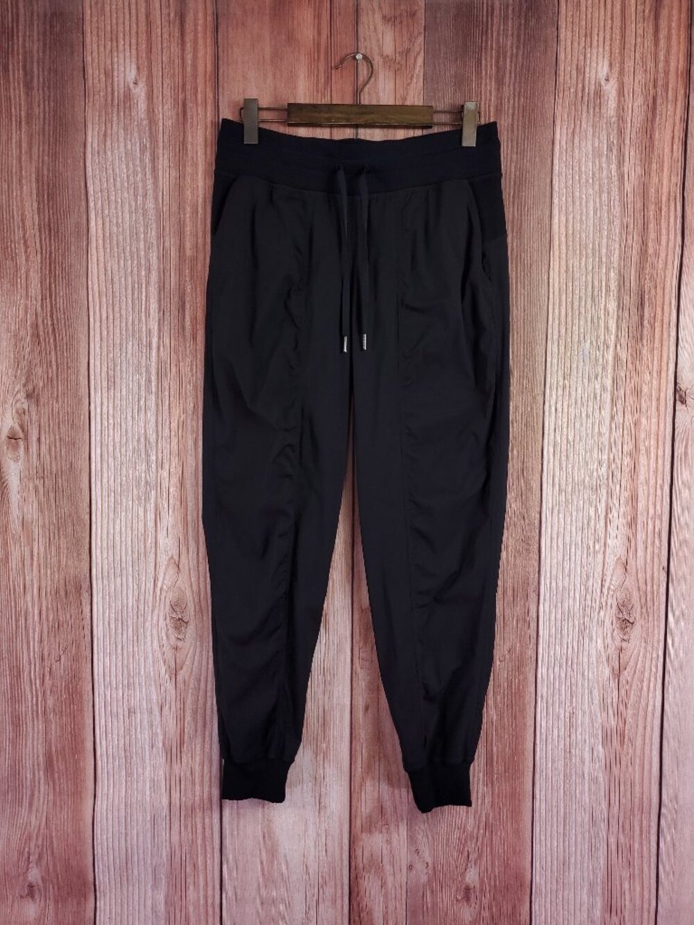 Lululemon Womens Size 10 Dance Studio Mid Rise Joggers Pants Black W5ETGS - Picture 1 of 14
